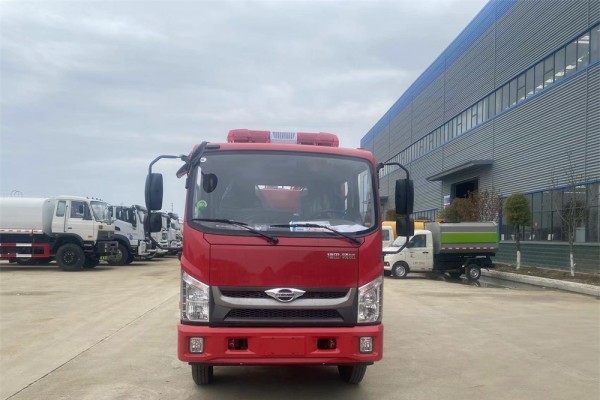 福田3方水罐消防车
