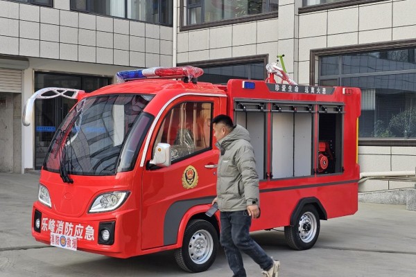 NDW-100新能源消防车