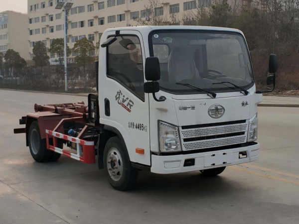 一汽解放虎V钩臂垃圾车