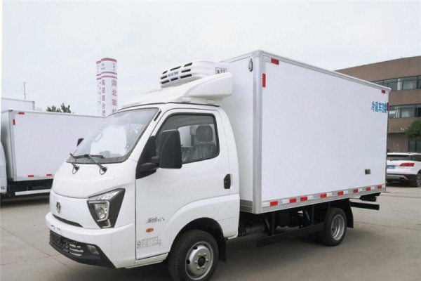 (国六)缔途柴油(3.8米)冷藏车
