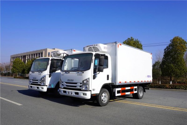 (国六)庆铃五十铃KV600(4.2米)冷藏车