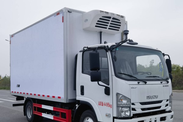 VVV5040TSCQL6型鲜活水产品运输车