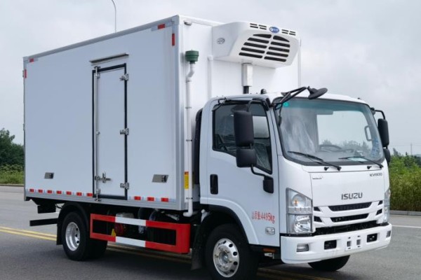 VVV5040TSCQL6型鲜活水产品运输车