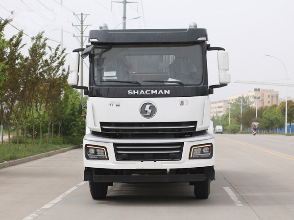 陕汽轩德翼3 18方压缩式垃圾车